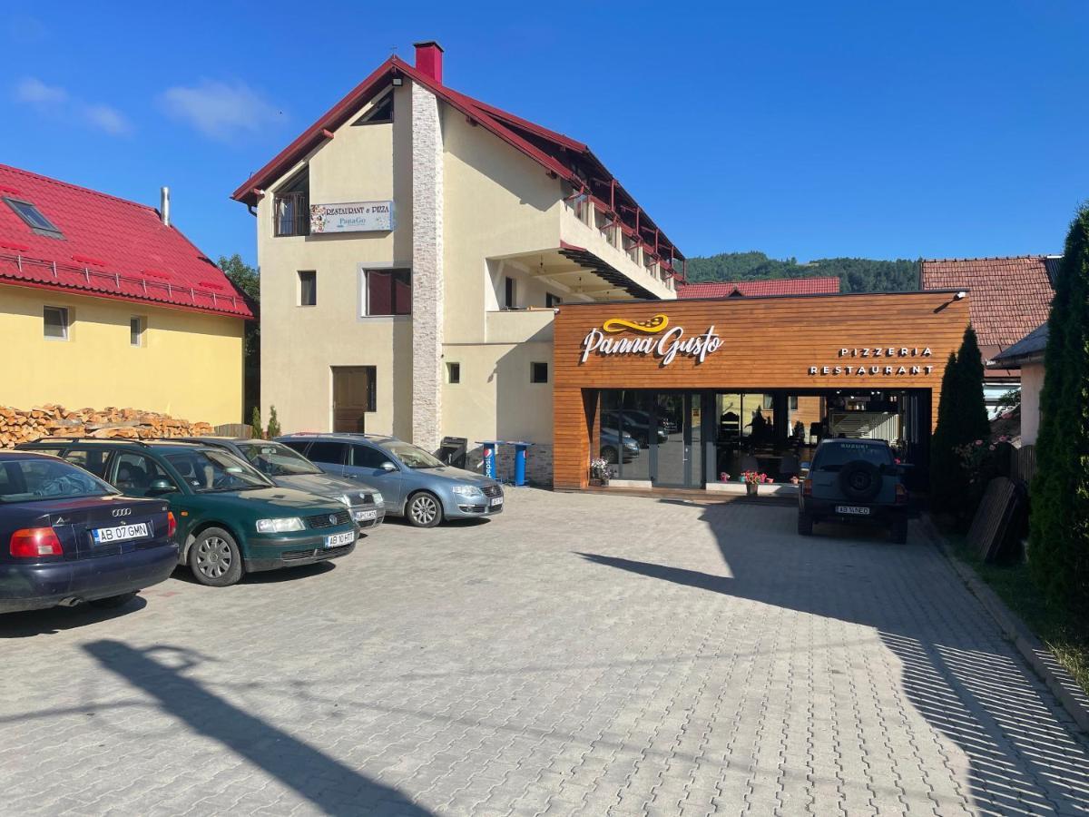 Panna Gusto Hotel Topánfalva Kültér fotó