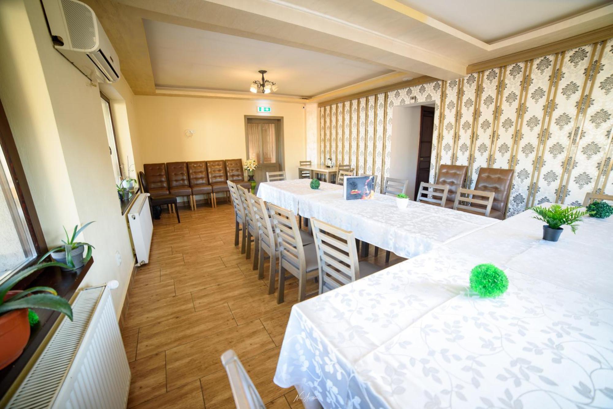 Panna Gusto Hotel Topánfalva Kültér fotó